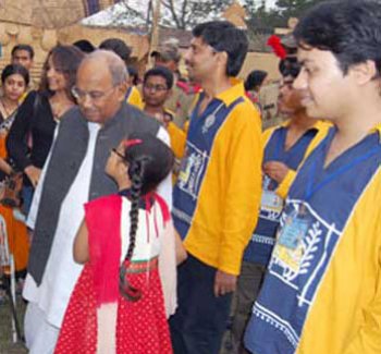 Movie maker Tarun Majumder at Nicwon Sanskritic Mela '09