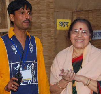 Bharatnatyam dance guru Thankumani Kutty at Nicwon Sanskritic Mela '10