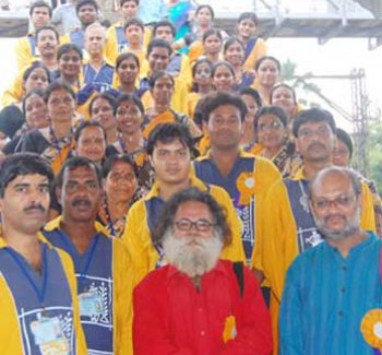 Poet Arun Kumar Chakraborty and Debasis Mukhopadhyay with team Nicwon at the sixth anniversary of Nicwon Cholar Pathe