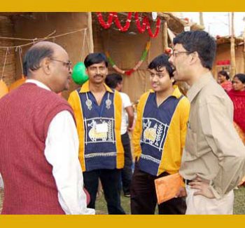 Well known writer Pracheta Gupta with Dr Subrata Mukherjee at Nicwon Sanskritic Mela '09